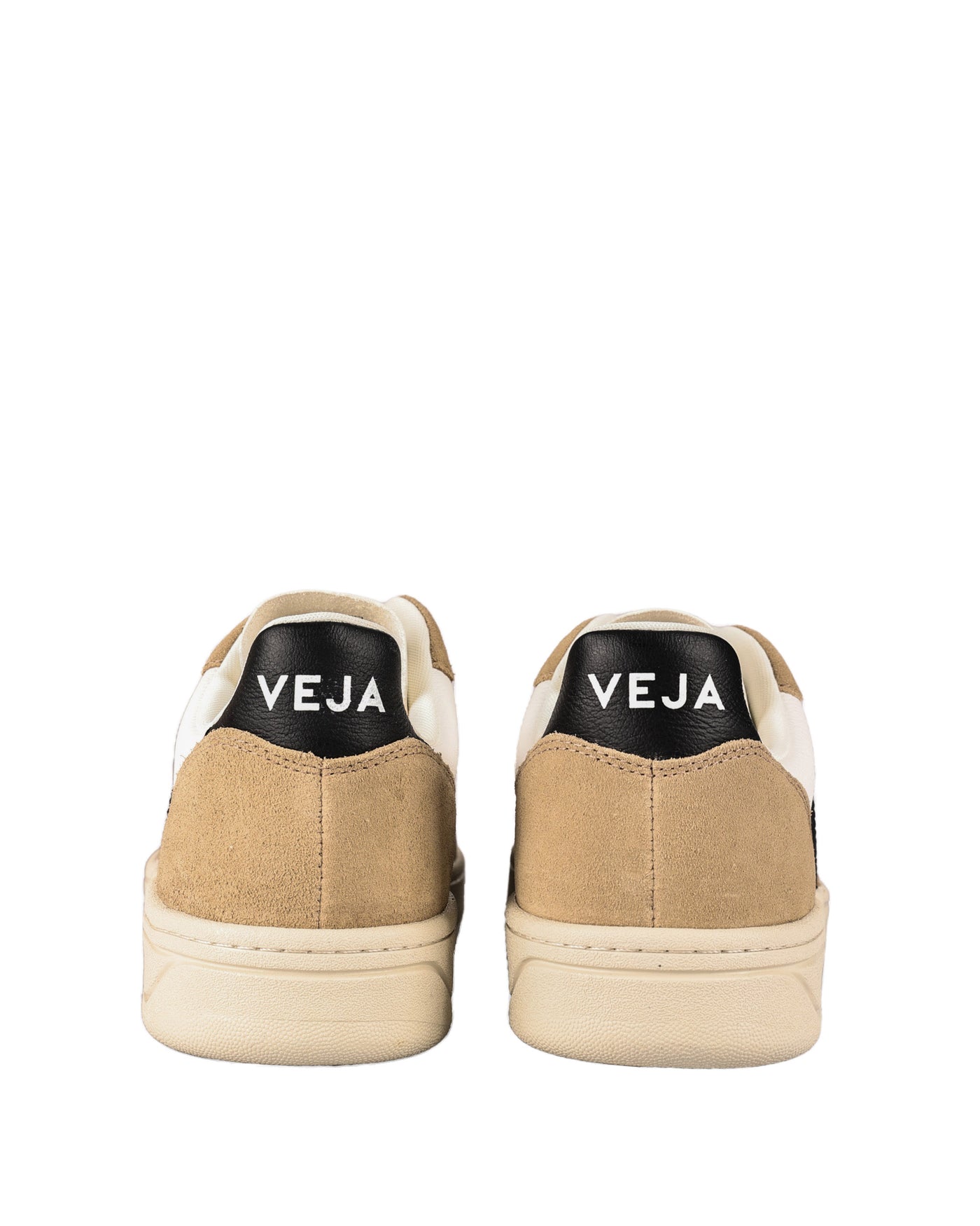 VEJA SNEAKERS