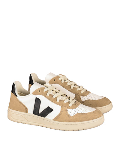 VEJA SNEAKERS