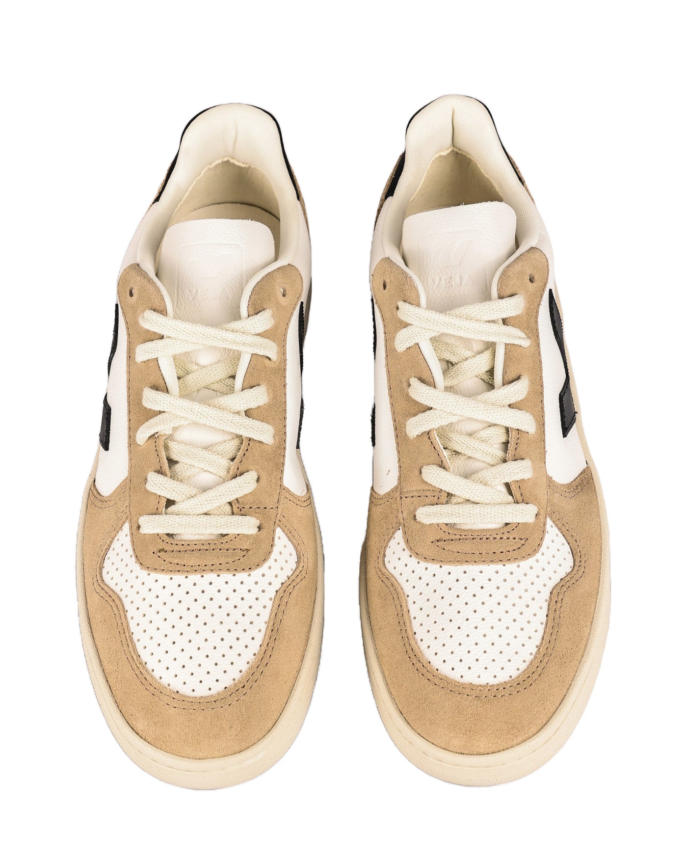 VEJA SNEAKERS