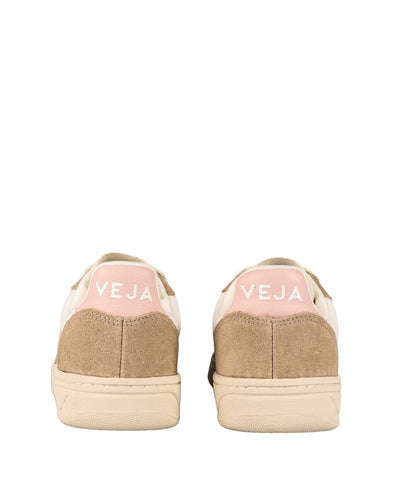 VEJA SNEAKERS