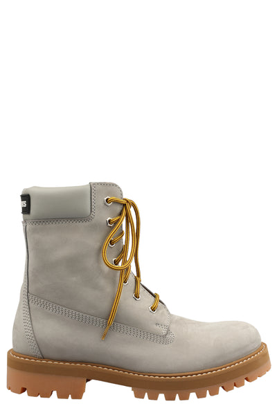 VETEMENTS TRUCKER BOOTS