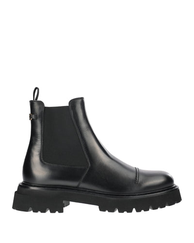 SALVATORE FERRAGAMO BLACK ANKLE BOOT 