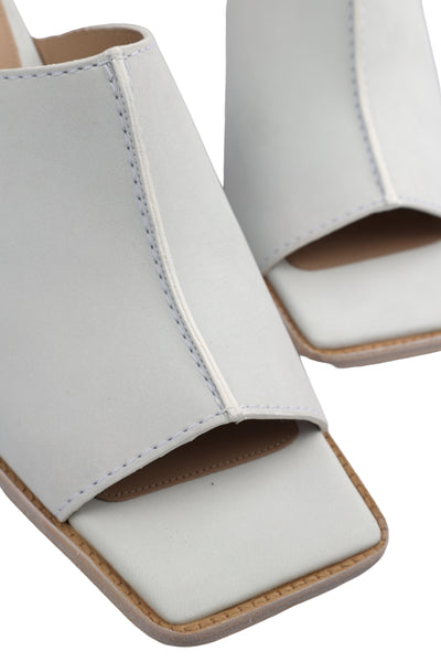 JACQUEMUS LEATHER MULES SHOES