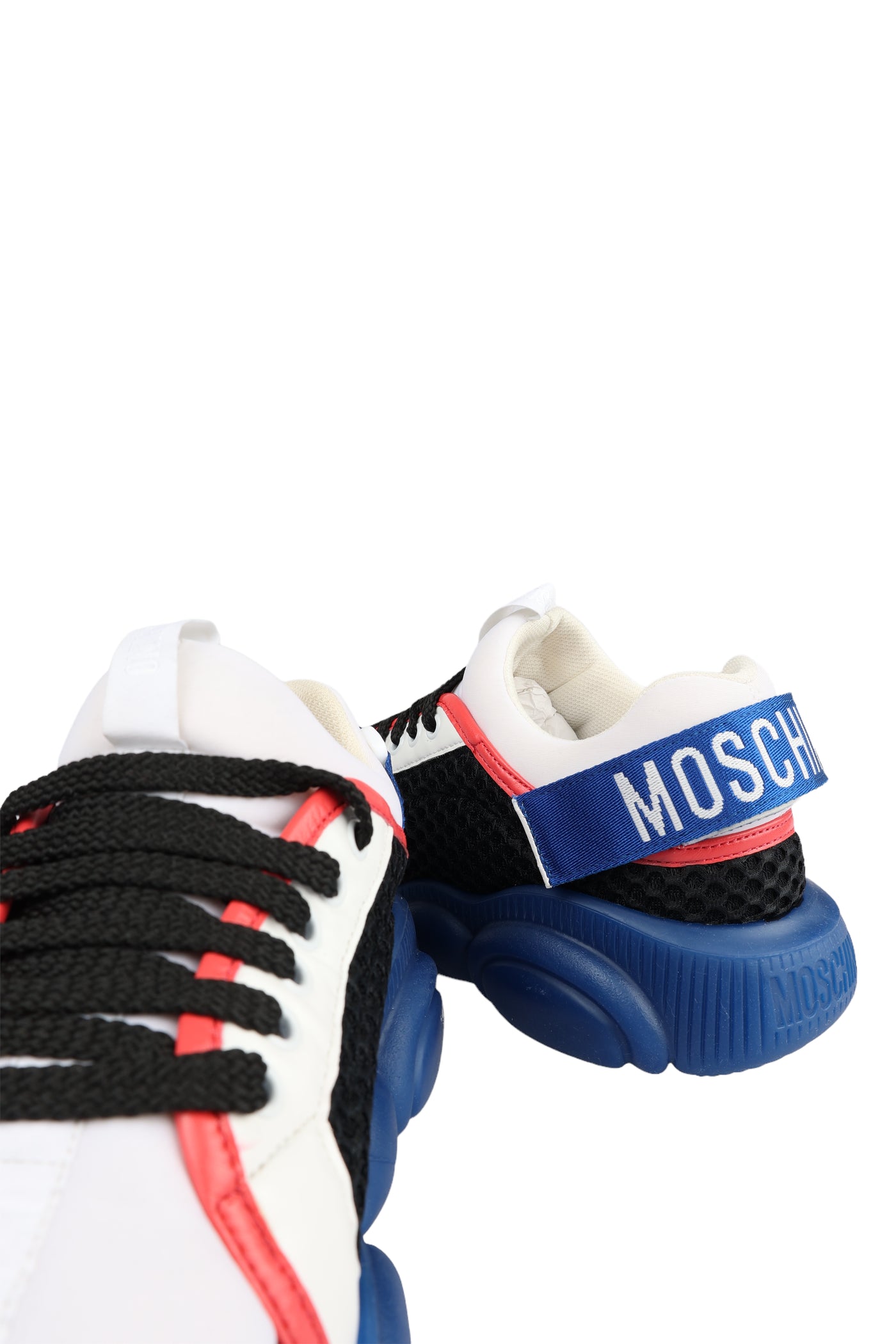 LOVE MOSCHINO SNEAKERS