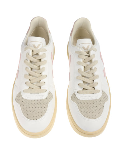 VEJA LOGO PATCH LOW-TOP SNEAKERS