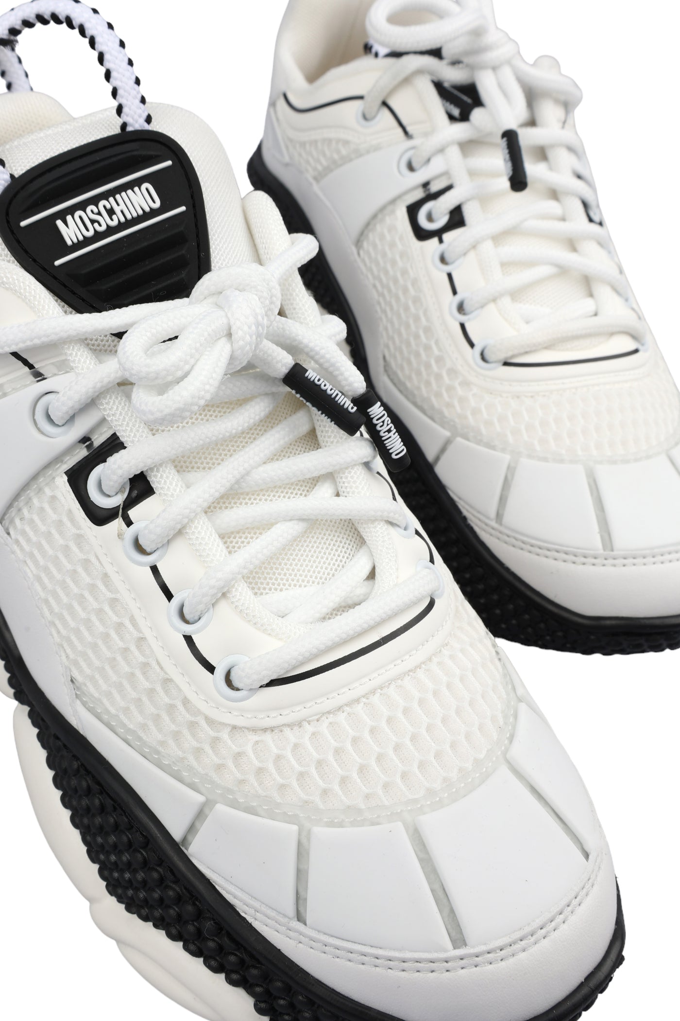 LOVE MOSCHINO SNEAKERS